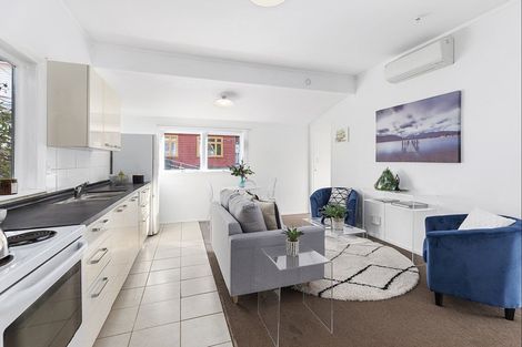 Photo of property in 67 Holloway Road, Aro Valley, Wellington, 6021