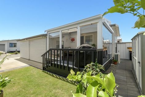 Photo of property in 214/11 Kamahi Crescent, Papamoa Beach, Papamoa, 3118