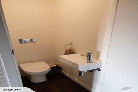 Photo of property in 42 Carlisle Road, Browns Bay, Auckland, 0630