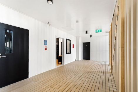 Photo of property in 3/165 Hobsonville Point Road, Hobsonville, Auckland, 0616