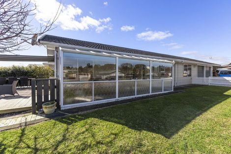 Photo of property in 176 Parklands Avenue, Bell Block, New Plymouth, 4312