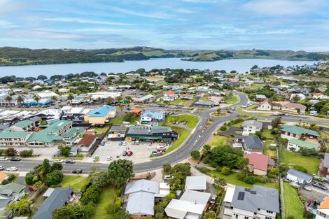 Photo of property in 4 Bankart Street, Raglan, 3225