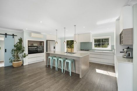 Photo of property in 16 Tralee Street, Omokoroa, 3114