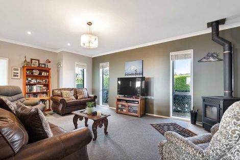 Photo of property in 51 Wilson Road, Urenui, 4375