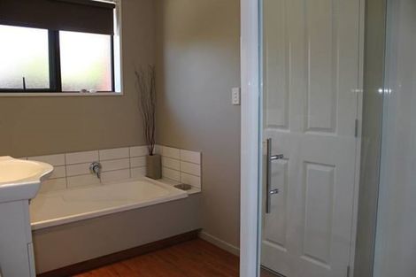 Photo of property in 58 Moore Street, Rolleston, 7614