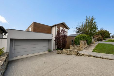 Photo of property in 76 Aubrey Road, Wanaka, 9305