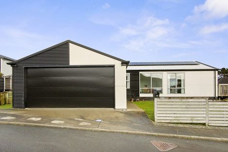 Photo of property in 11 Otonga Heights, Maungaraki, Lower Hutt, 5010