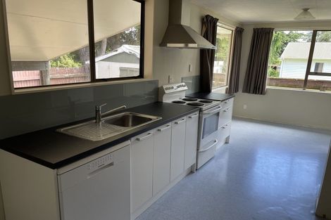 Photo of property in 97f2- Thackeray Street, Trentham, Upper Hutt, 5018