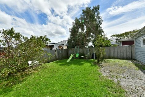Photo of property in 36 Karaka Street, Helensville, 0800