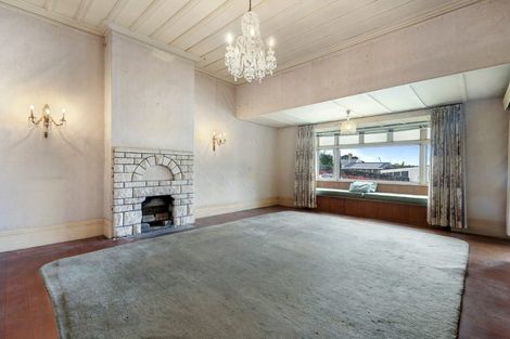 Photo of property in 10 Cheltenham Road, Devonport, Auckland, 0624