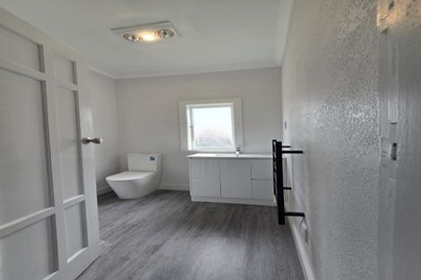 Photo of property in 117 Avalon Drive, Nawton, Hamilton, 3200