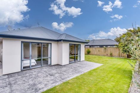 Photo of property in 32 Mahlet Street, Northwood, Christchurch, 8051