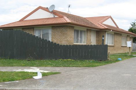 Photo of property in 71 Manston Road, Mangere, Auckland, 2022
