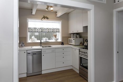 Photo of property in 1/108 Office Road, Merivale, Christchurch, 8014