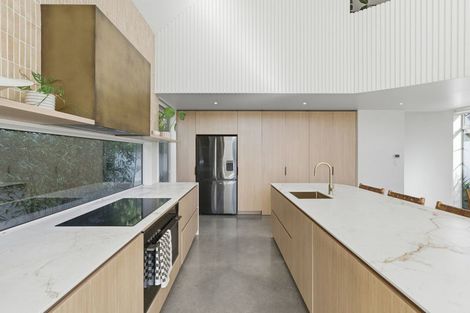 Photo of property in 41 Wiggins Street, Sumner, Christchurch, 8081