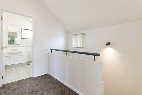Photo of property in 10/485 Don Buck Road, Massey, Auckland, 0614