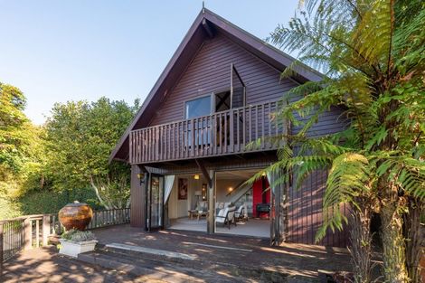 Photo of property in 3 Ridge Road, Lake Okareka, Rotorua, 3076