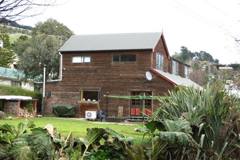 Photo of property in 15a Greenacres Street, Macandrew Bay, Dunedin, 9014