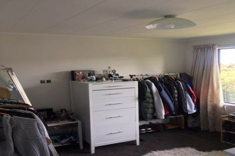 Photo of property in 94 Stanley Road, Glenfield, Auckland, 0629