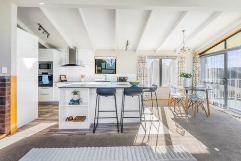 Photo of property in 8 Harbour View Road, Onerahi, Whangarei, 0110