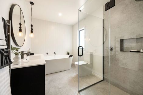 Photo of property in 37 Taahunui Rise, Peacocke, 3206