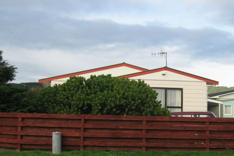 Photo of property in 70a Makarini Street, Paraparaumu, 5032