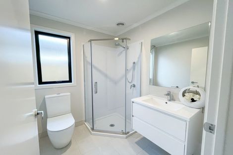 Photo of property in 15 Waruhia Crescent, Rototuna North, 3281