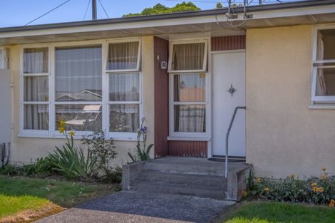Photo of property in Cedarwood Flats, 8/15 Opaki Road, Lansdowne, Masterton, 5810