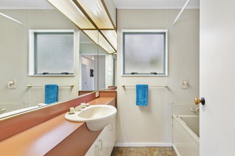 Photo of property in 4c Owens Road, Waiuku, 2123