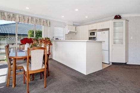 Photo of property in 9b Lilac Place, Otumoetai, Tauranga, 3110