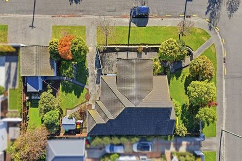 Photo of property in 29 College Avenue, Strowan, Christchurch, 8052