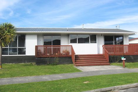 Photo of property in 3 Kilkenny Grove, Wainuiomata, Lower Hutt, 5014