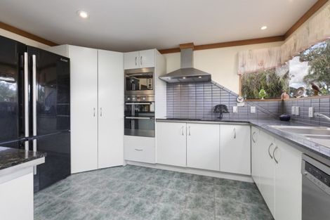 Photo of property in 10 Takahe Place, Matua, Tauranga, 3110