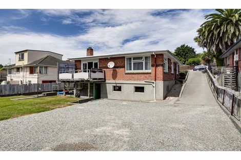 Photo of property in 17 Clifton Terrace, West End, Timaru, 7910