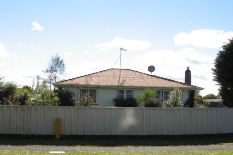 Photo of property in 8 Cairngorm Place, Tokoroa, 3420