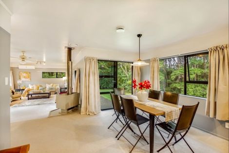 Photo of property in 18 Konini Road, Titirangi, Auckland, 0604