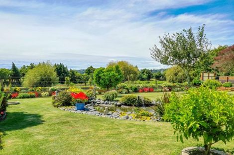 Photo of property in 35 Edgewater Grove, Whakatane, 3120
