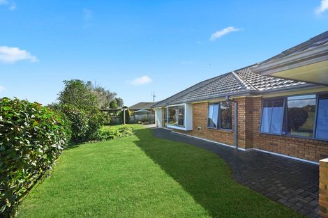 Photo of property in 16 Kenneth Place, Rototuna, Hamilton, 3210