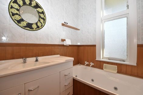 Photo of property in 17 Wakelin Street, Carterton, 5713