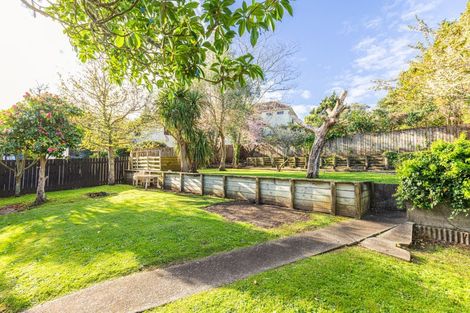Photo of property in 56 Great North Road, Saint Johns Hill, Whanganui, 4500