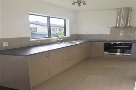 Photo of property in 26 Station Road, Takanini, 2112