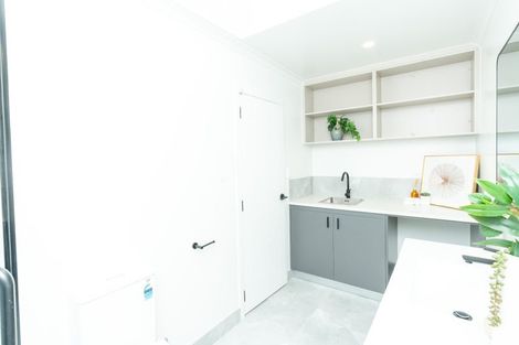 Photo of property in 4/22 Dalgliesh Avenue, Forest Lake, Hamilton, 3200
