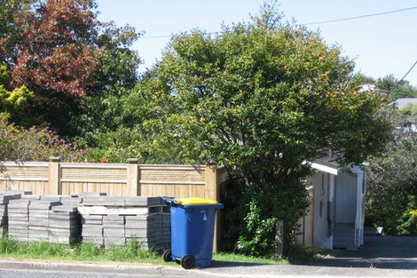 Photo of property in 2/48 Matipo Road, Mairangi Bay, Auckland, 0630