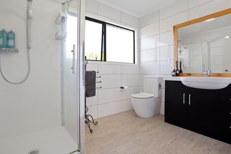 Photo of property in 65 Tangiteroria Lane, Pauanui, Hikuai, 3579