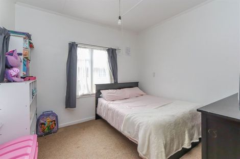 Photo of property in 29 Rimu Street, Inglewood, 4330