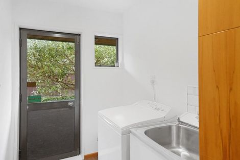 Photo of property in 10 Thurlestone Place, Burnside, Christchurch, 8053