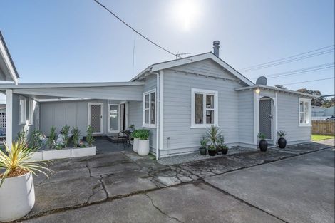 Photo of property in 2 Wakelin Street, Carterton, 5713