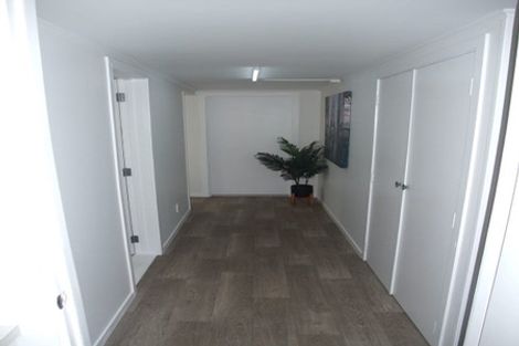 Photo of property in 42 Pitau Road, Mount Maunganui, 3116