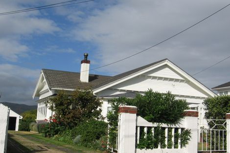 Photo of property in 45 Inglis Street, Seatoun, Wellington, 6022
