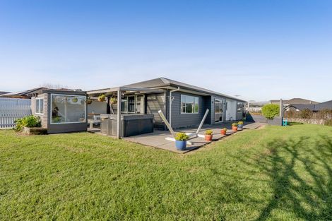 Photo of property in 28a Jules Crescent, Bell Block, New Plymouth, 4312